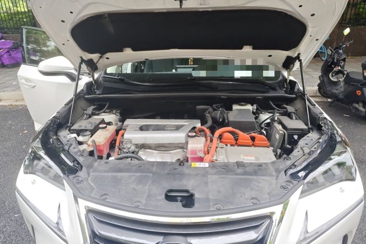Used Lexus NX 2017 300h All-Wheel Drive Fongzhi Edition Engine Bay