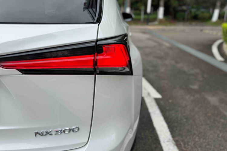 Used Lexus NX 2017 300 All-Wheel Drive Fēngshàng Edition Exterior 2