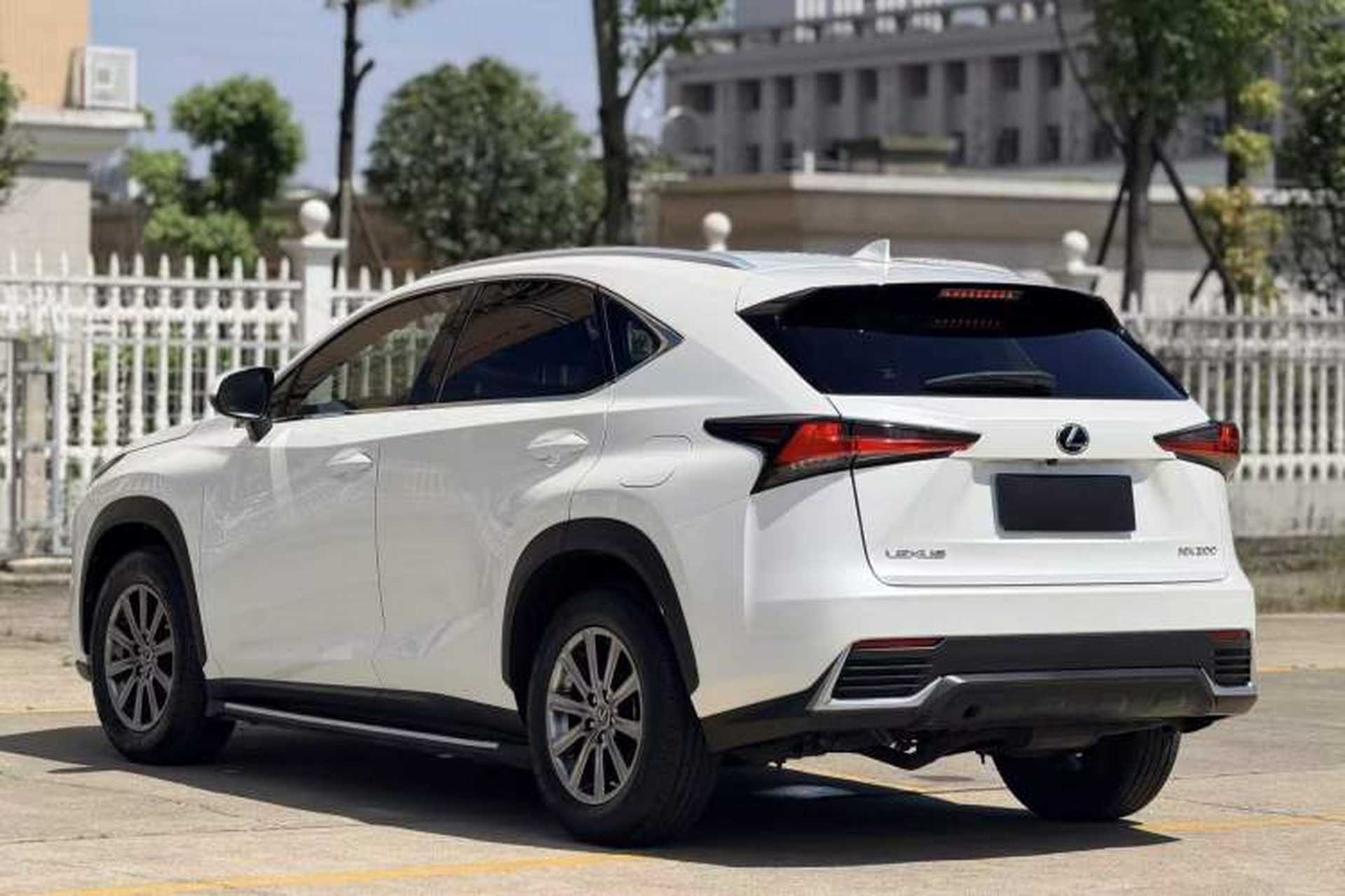 Used Lexus NX 2017 200 All-Wheel Drive Fēngshàng Edition Exterior 2