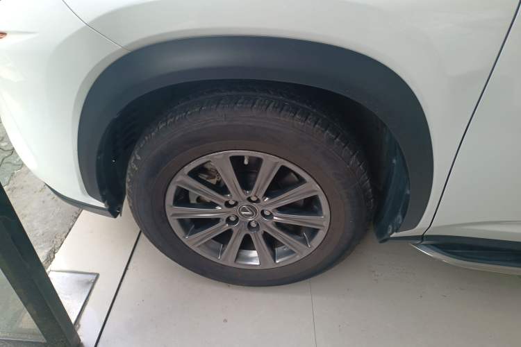 Used Lexus NX 2017 200 Front-Wheel-Drive X-Trail SE Edition Exterior 3