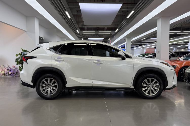 Used Lexus NX 2017 300h Front-Drive FENGSHANG Edition Exterior 3