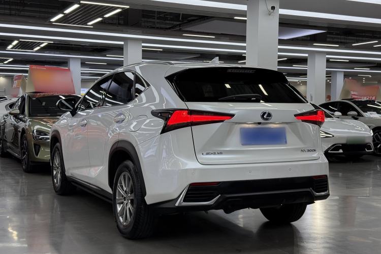 Used Lexus NX 2017 300h Front-Drive FENGSHANG Edition Exterior 4