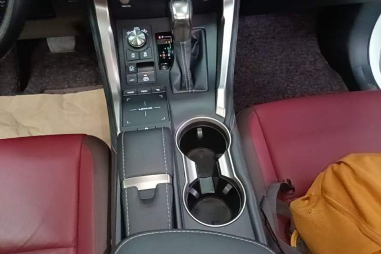 Used Lexus NX 2017 300 All-Wheel Drive Fēngshàng Edition Gear Lever