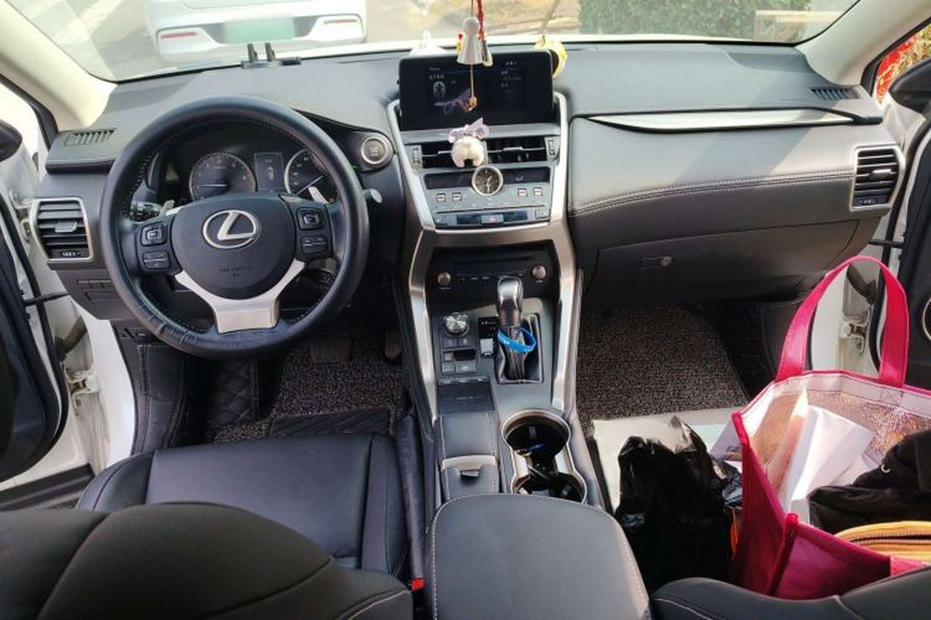 Used Lexus NX 2017 300 Front-Wheel-Drive Limited Edition Interior 2