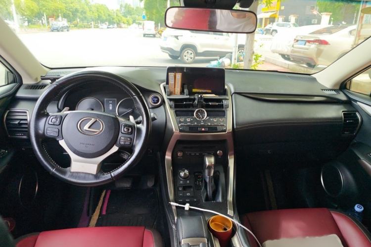 Used Lexus NX 2017 300h Front-Drive FENGSHANG Edition Interior 2