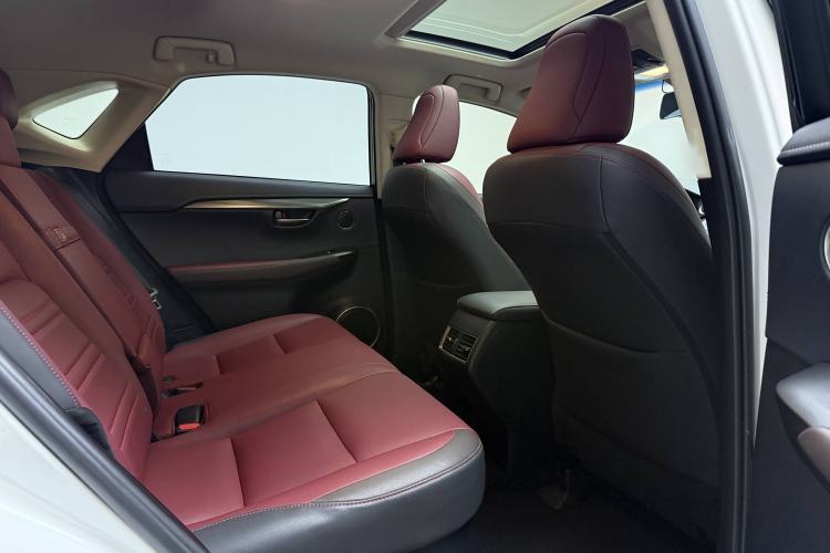 Used Lexus NX 2017 300h Front-Drive FENGSHANG Edition Interior 7