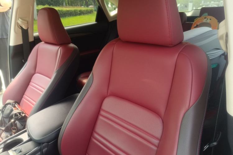 Used Lexus NX 2017 300 Front-Wheel-Drive Limited Edition Left Front Seat