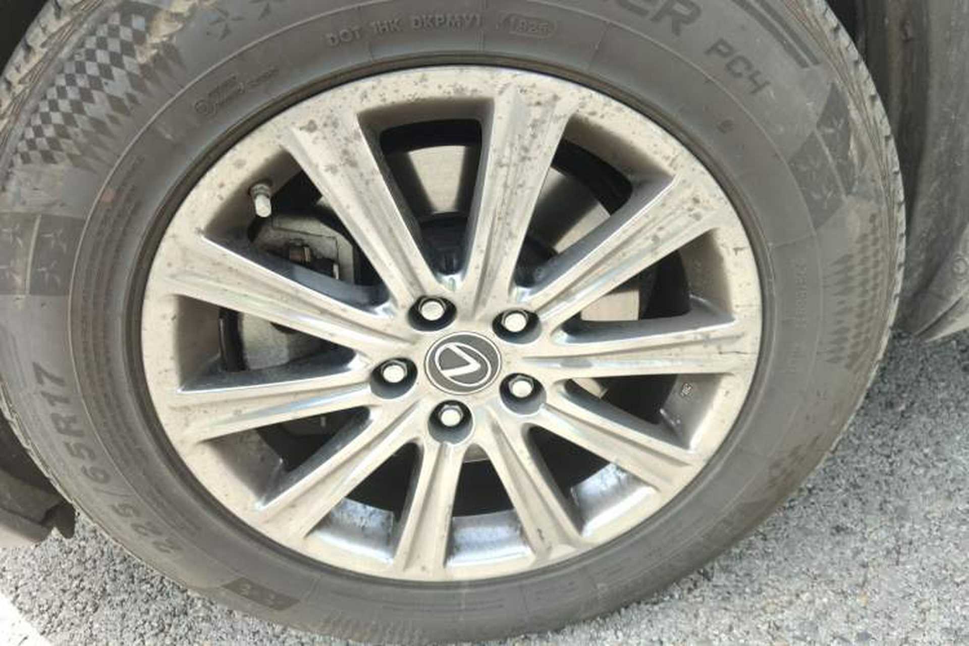 Used Lexus NX 2017 300 Front-Wheel-Drive Limited Edition Left Front Wheel Hub