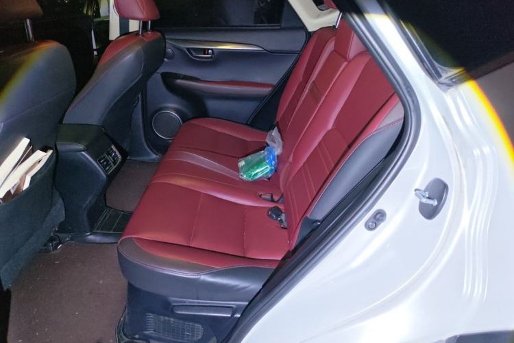 Used Lexus NX 2017 300h Front-Drive FENGSHANG Edition Left Rear Seat