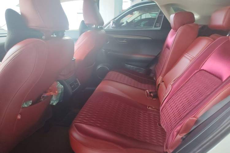 Used Lexus NX 2017 300h Front-Drive FENGSHANG Edition Left Rear Seat