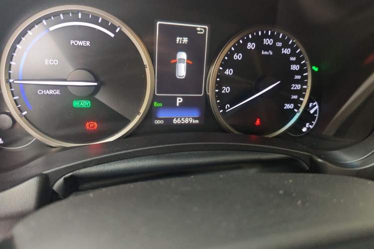 Used Lexus NX 2017 300h All-Wheel Drive Fongzhi Edition Odometer Close Up