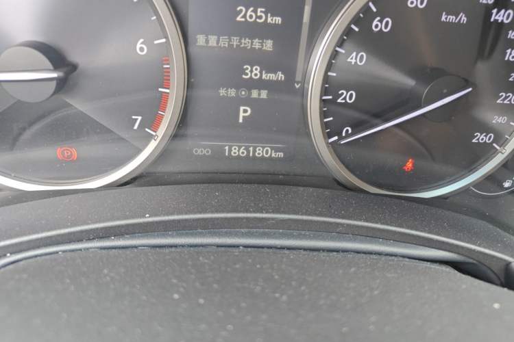 Used Lexus NX 2017 200 Front-Wheel-Drive X-Trail SE Edition Odometer Close Up