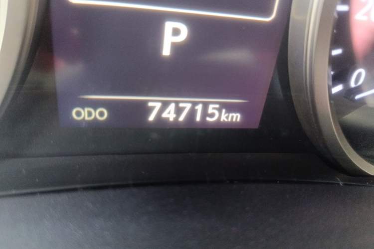 Used Lexus NX 2017 300 Front-Wheel-Drive Limited Edition Odometer Close Up