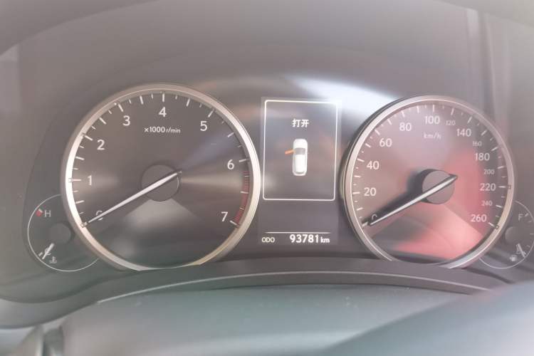 Used Lexus NX 2017 200 All-Wheel Drive Fēngshàng Edition Odometer Close Up