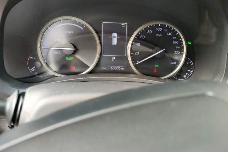 Used Lexus NX 2017 300h Front-Drive FENGSHANG Edition Odometer Close Up