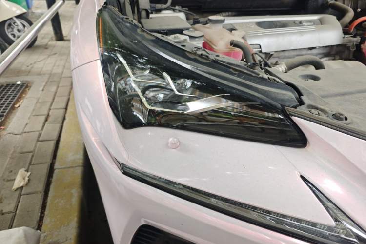 Used Lexus NX 2017 300h All-Wheel Drive Fongzhi Edition Right Front Headlight