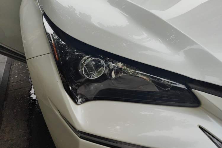 Used Lexus NX 2017 200 Midnight Special Limited Edition Right Front Headlight