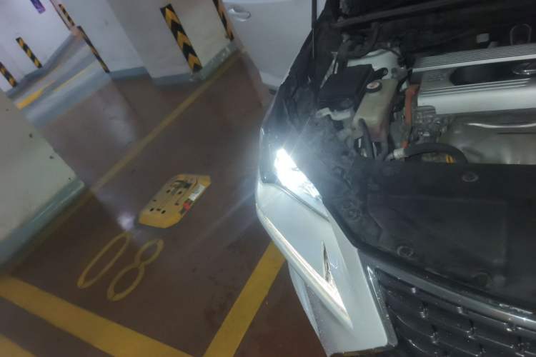 Used Lexus NX 2017 300h Front-Drive FENGSHANG Edition Right Front Headlight