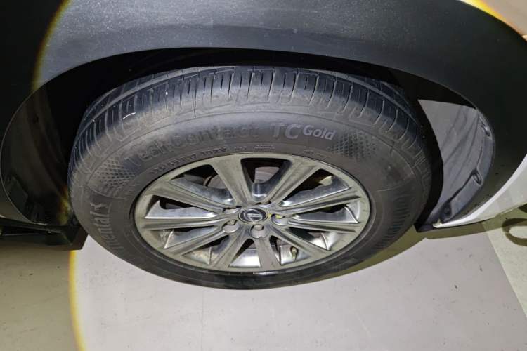 Used Lexus NX 2017 200 Front-Wheel-Drive X-Trail SE Edition Right Front Wheel Hub
