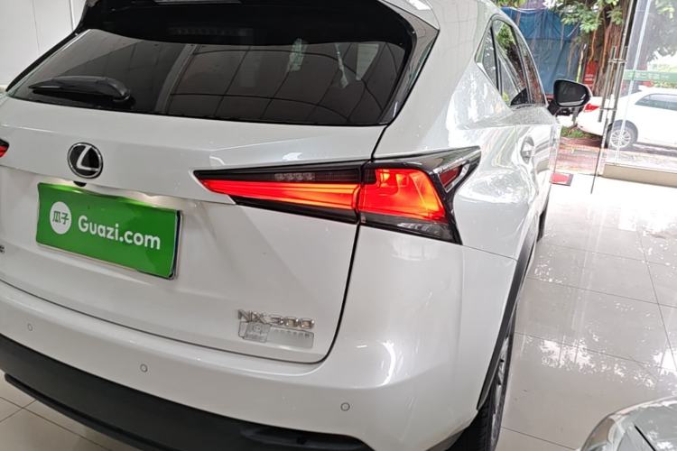 Used Lexus NX 2017 300 Front-Wheel-Drive Limited Edition Right Rear Taillight