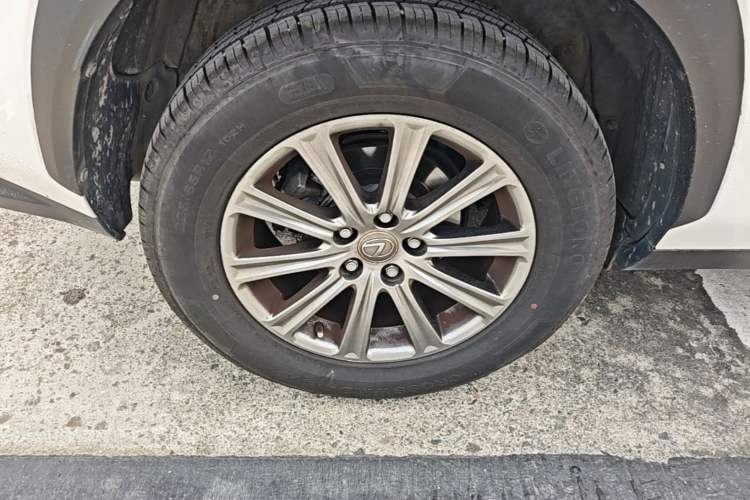 Used Lexus NX 2017 200 Front-Wheel-Drive X-Trail SE Edition Right Rear Wheel Hub