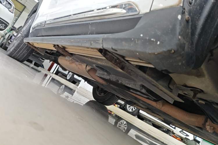 Used Lexus NX 2017 300 Front-Wheel-Drive Limited Edition Right Side Sill