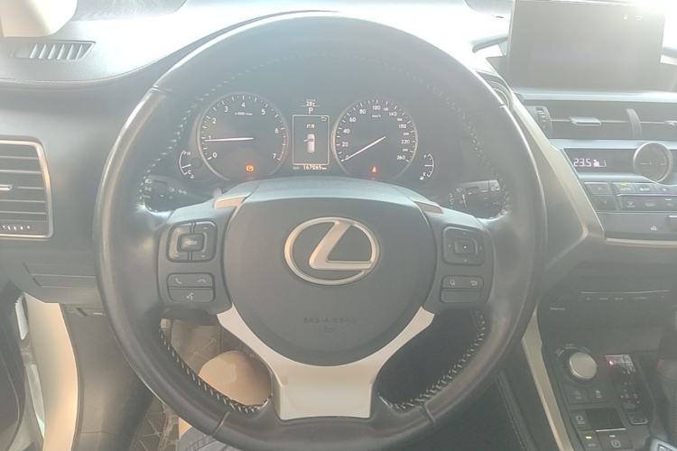 Used Lexus NX 2017 200 Front-Wheel-Drive X-Trail SE Edition Steering Wheel