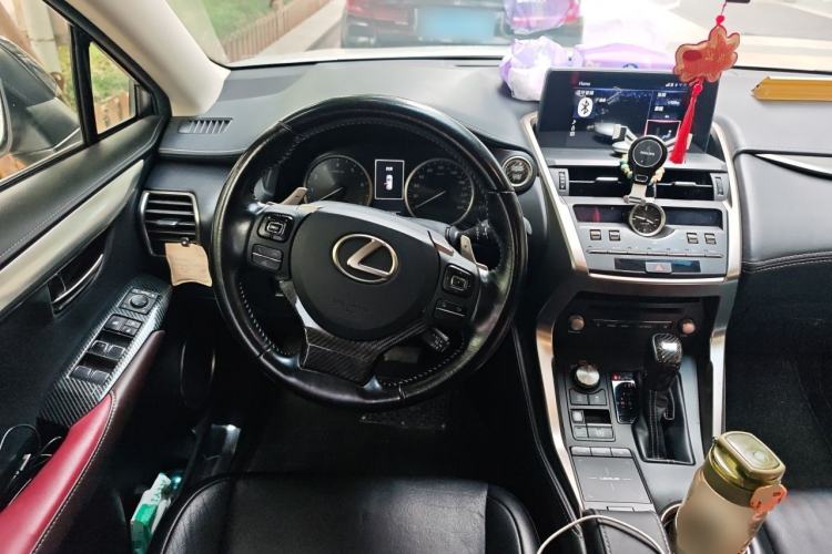 Used Lexus NX 2017 200 Front-Wheel-Drive X-Trail SE Edition Steering Wheel