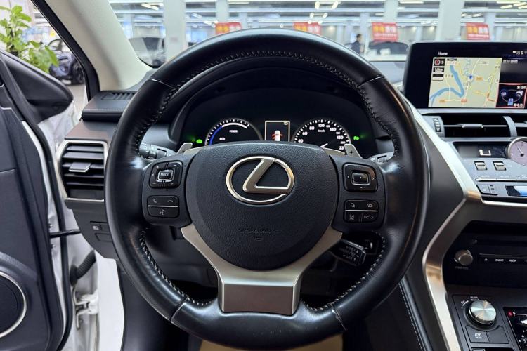 Used Lexus NX 2017 300h Front-Drive FENGSHANG Edition Steering Wheel
