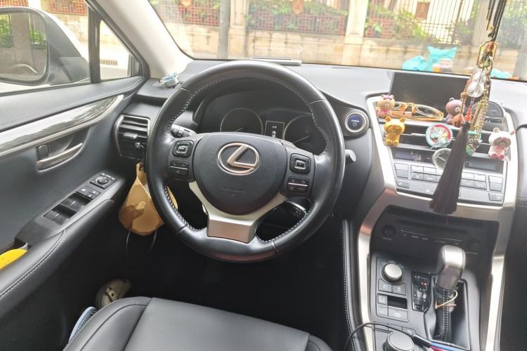 Used Lexus NX 2017 300h All-Wheel Drive Fongzhi Edition Steering Wheel