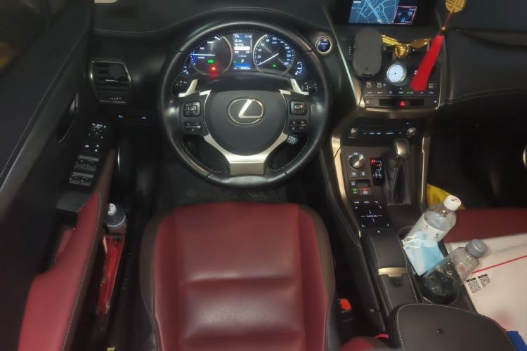 Used Lexus NX 2017 300h Front-Drive FENGSHANG Edition Steering Wheel