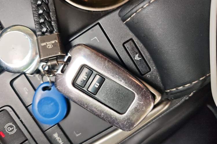 Used Lexus NX 2017 200 Front-Wheel-Drive X-Trail SE Edition Vehicle Key