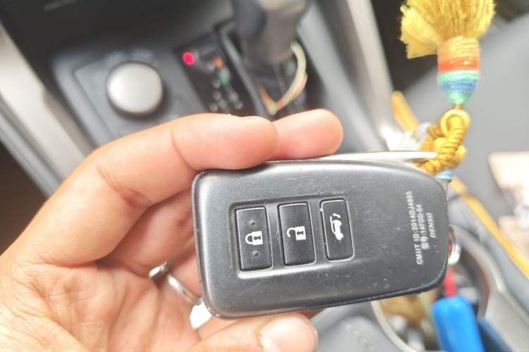 Used Lexus NX 2017 300h All-Wheel Drive Fongzhi Edition Vehicle Key
