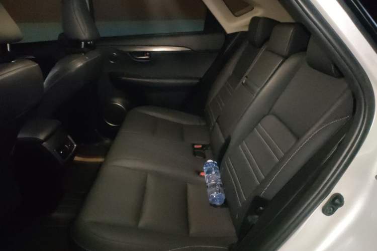 Used Lexus NX 2017 300h Front-Drive FENGSHANG Edition Left Rear Seat