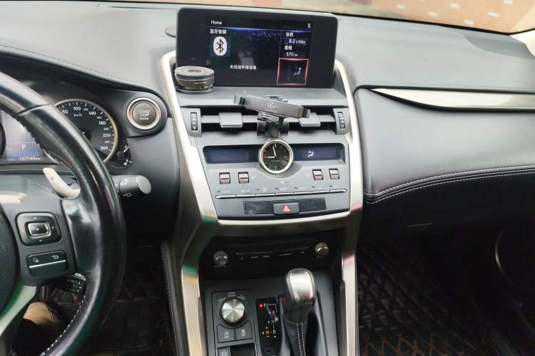 Used Lexus NX 2018 200 Front-Wheel-Drive X-Trail Version China V Standard Audio And AC Panel