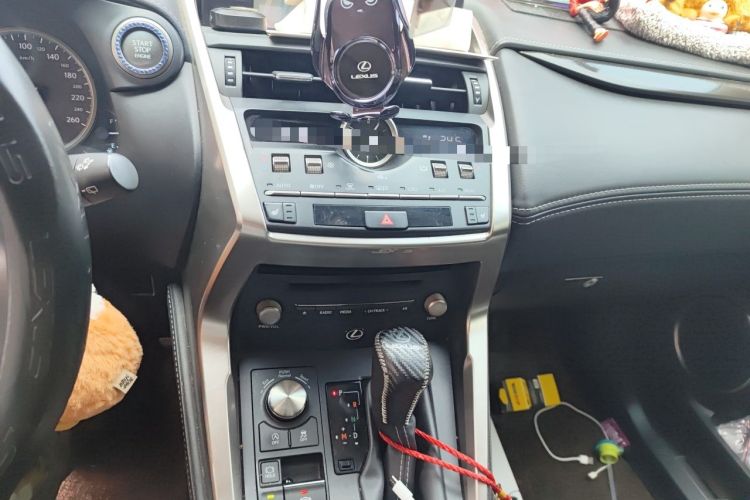 Used Lexus NX 2018 200 All-Wheel Drive FENGSHANG Version China VI Standard Audio And AC Panel