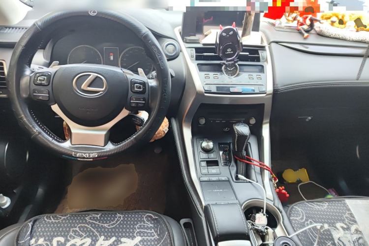 Used Lexus NX 2018 200 All-Wheel Drive FENGSHANG Version China VI Standard Center Console