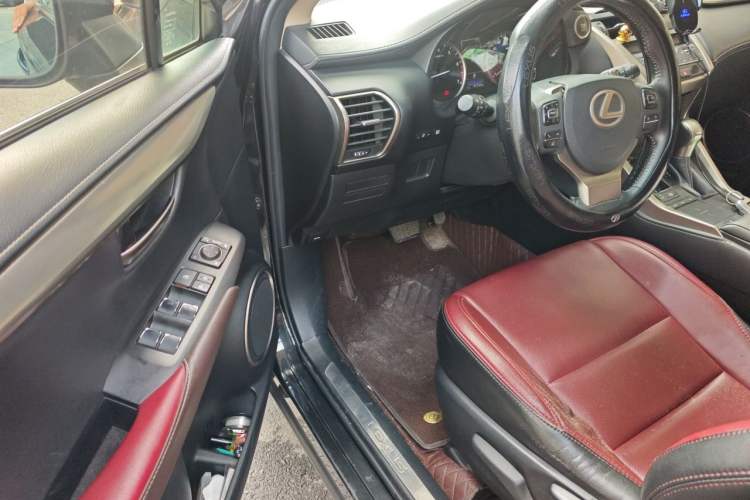 Used Lexus NX 2018 200 Front-Wheel-Drive Xingxing Edition China VI Standard Driver Seat