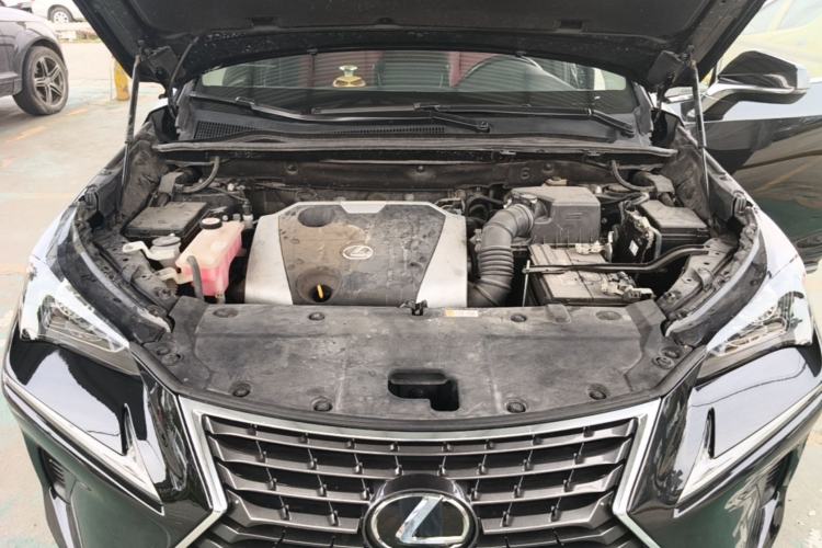 Used Lexus NX 2018 200 All-Wheel Drive FENGSHANG Version China VI Standard Engine Bay