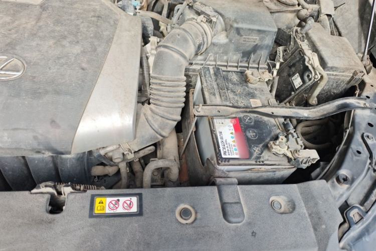 Used Lexus NX 2018 200 Front-Wheel-Drive Xingxing Edition China VI Standard Engine Bay Left