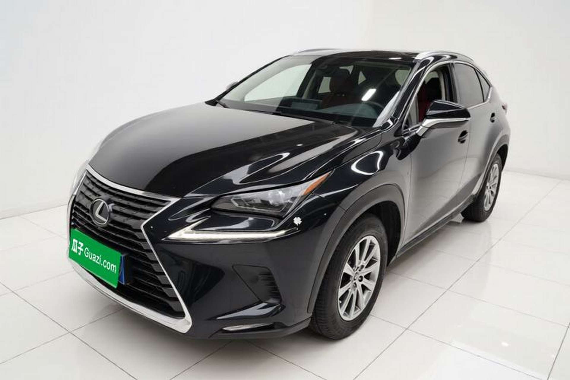 Used Lexus NX 2018 300h Front-Drive FENGSHANG Version China VI Standard Front Left 45 Deg