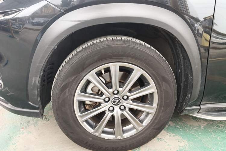 Used Lexus NX 2018 200 All-Wheel Drive FENGSHANG Version China VI Standard Left Front Wheel Hub