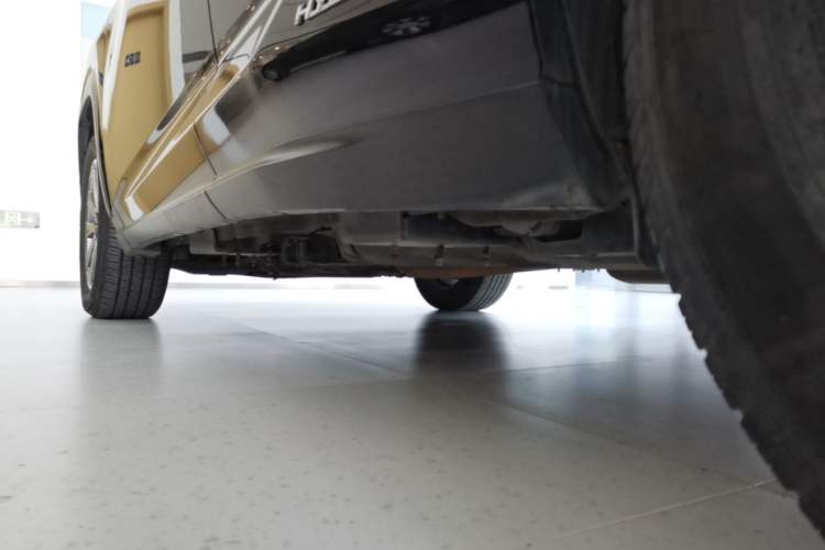 Used Lexus NX 2018 300h Front-Wheel-Drive FENGSHANG Version China V Emission Standard Left Side Sill