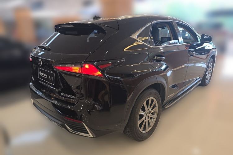 Used Lexus NX 2018 300h Front-Wheel-Drive FENGSHANG Version China V Emission Standard Rear Right 45 Deg
