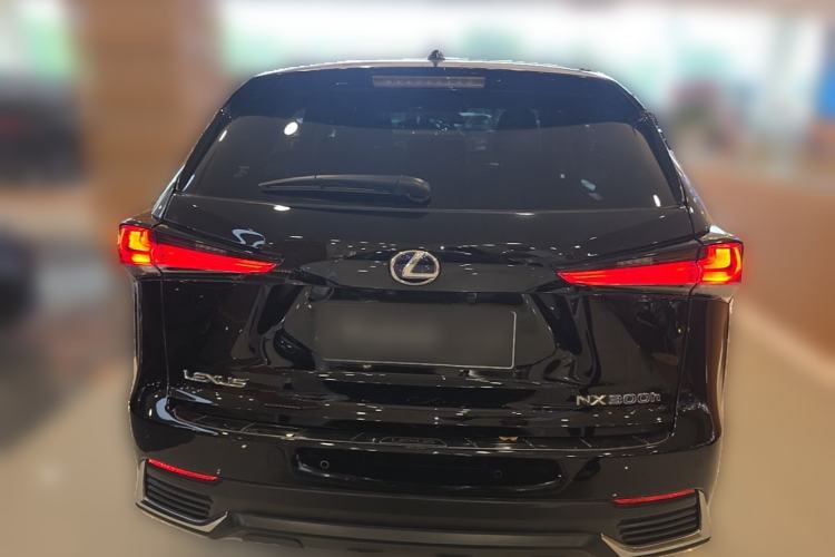 Used Lexus NX 2018 300h Front-Wheel-Drive FENGSHANG Version China V Emission Standard Rear