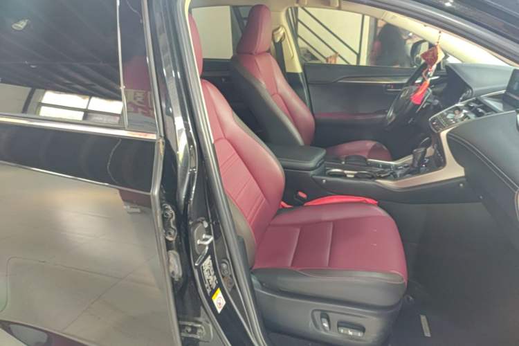 Used Lexus NX 2018 300 Front-Drive Freeline Edition Right Front Seat