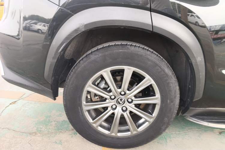 Used Lexus NX 2018 200 All-Wheel Drive FENGSHANG Version China VI Standard Right Rear Wheel Hub