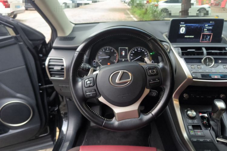 Used Lexus NX 2018 300 Front-Drive Freeline Edition Steering Wheel