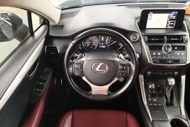 Used Lexus NX 2018 200 All-Wheel Drive FENGSHANG Version China VI Standard Steering Wheel