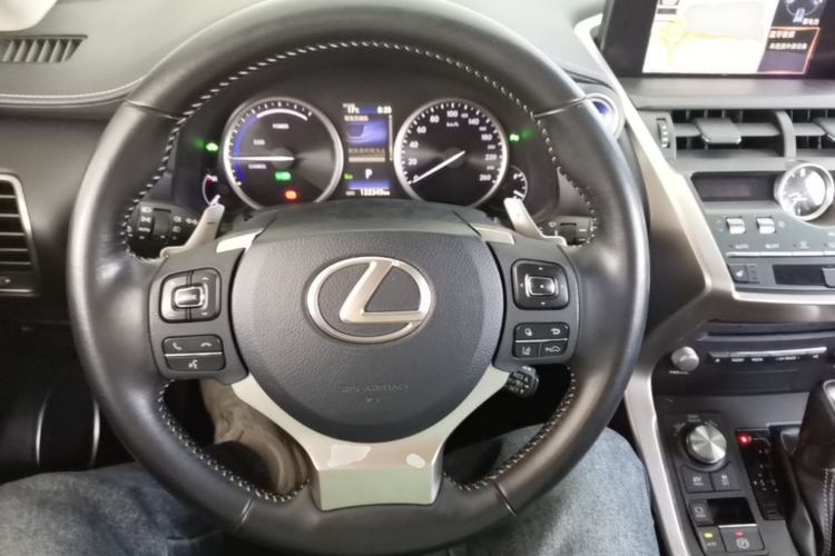Used Lexus NX 2018 300h Front-Wheel-Drive FENGSHANG Version China V Emission Standard Steering Wheel